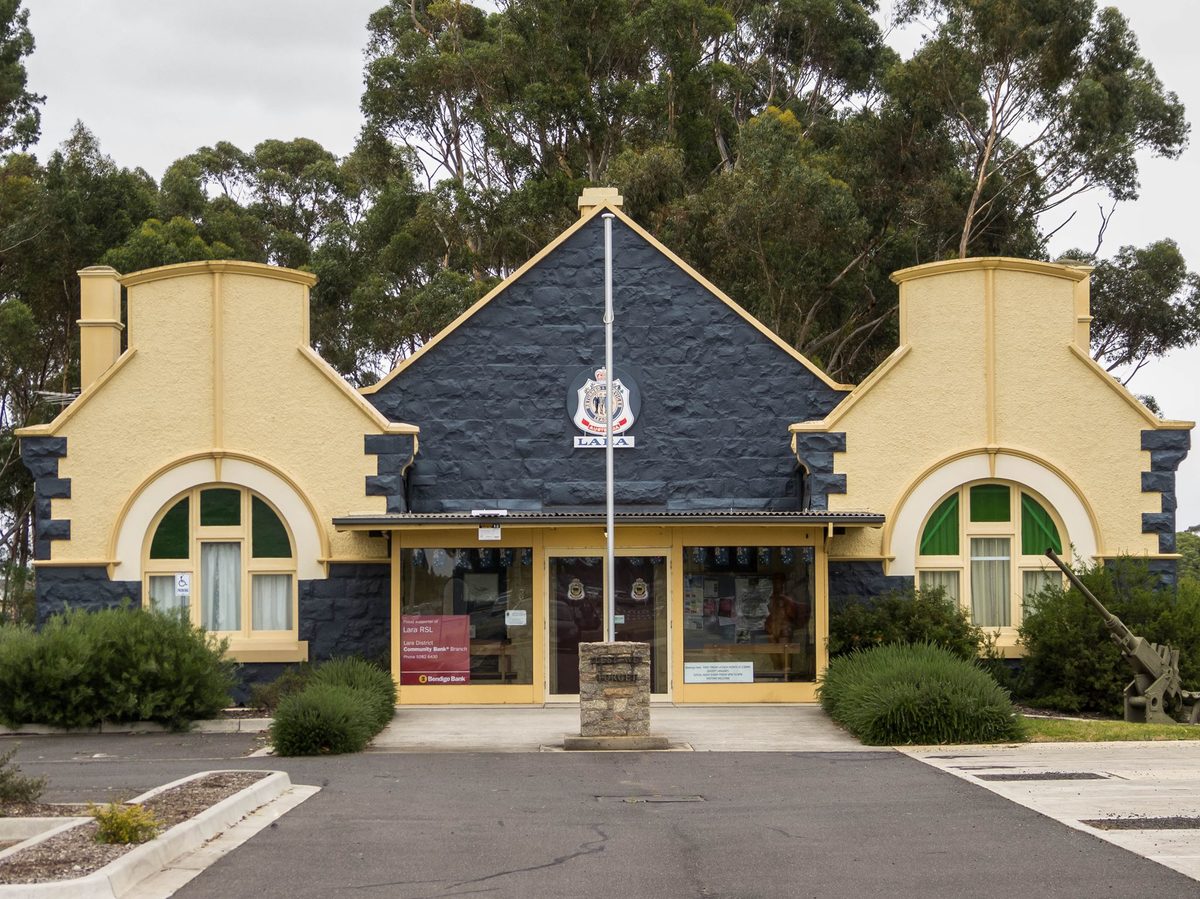 The Lara RSL sub-branch building, with a red brick and cream facade